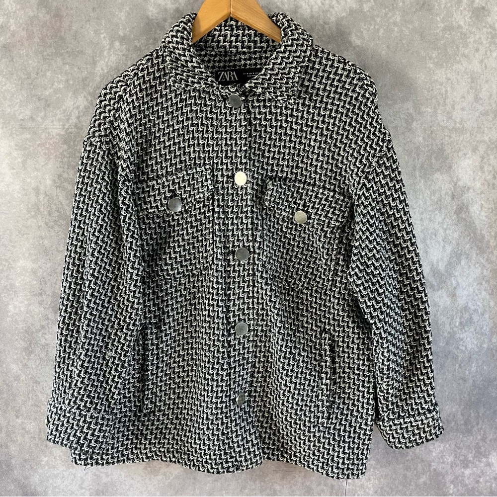 Zara Jacket‎ Women Medium Black White Tweed Woven Plaid Frayed Overshirt Shacket